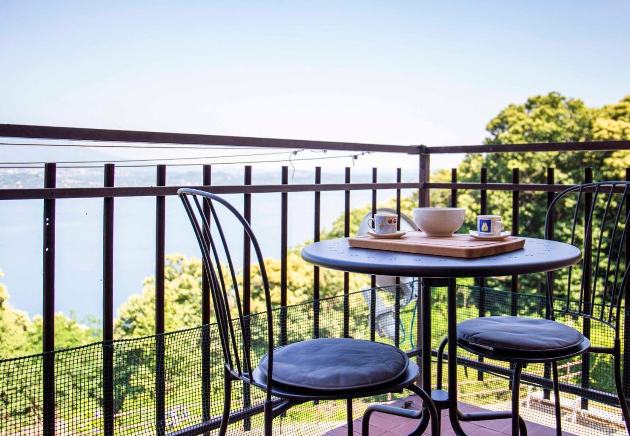 Cloud 9 - Apartment With Stunning Lake View ベルジラーテ エクステリア 写真