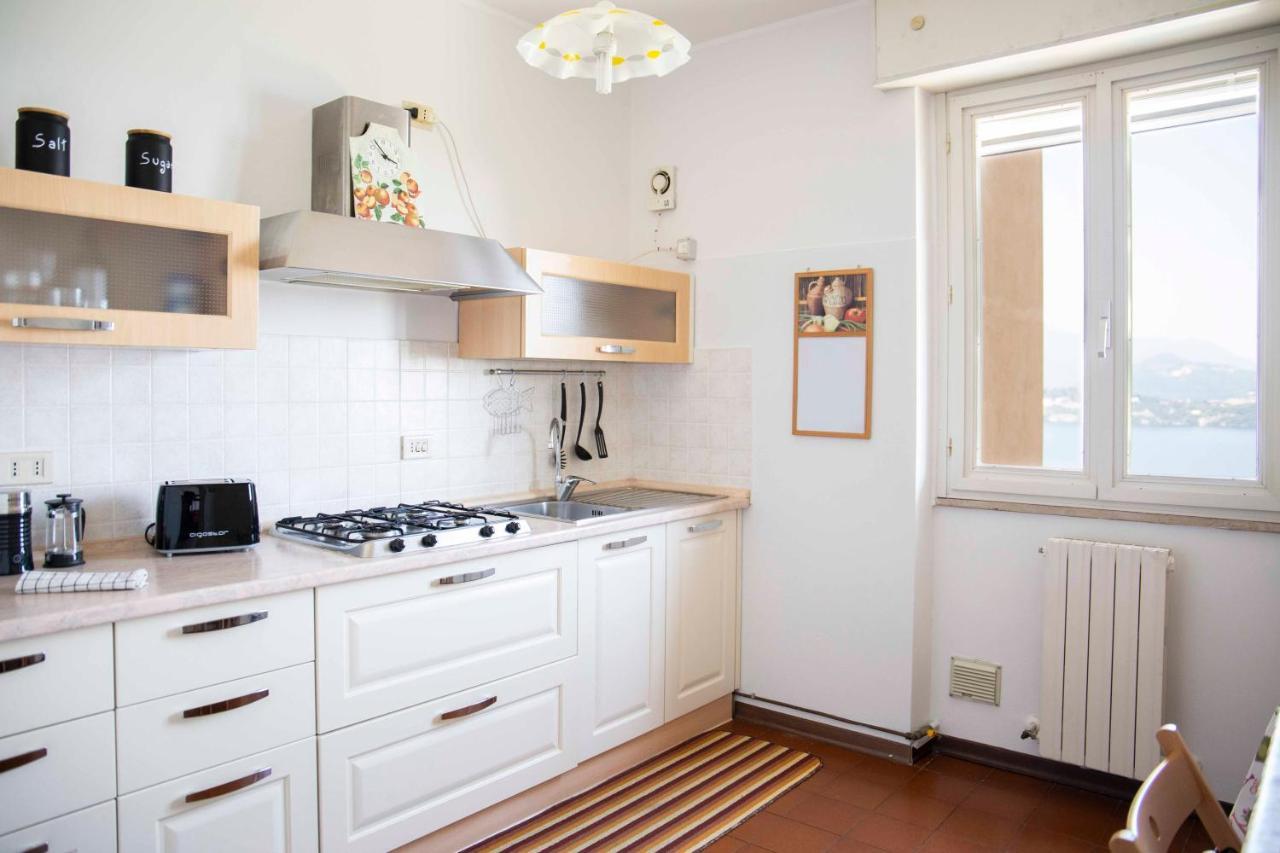 Cloud 9 - Apartment With Stunning Lake View ベルジラーテ エクステリア 写真